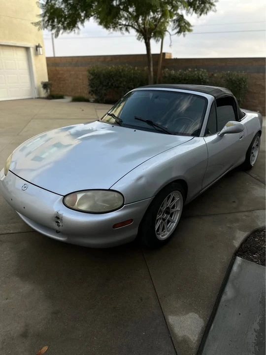 1999 Mazda NB MX-5 Miata - Image 2 of 20