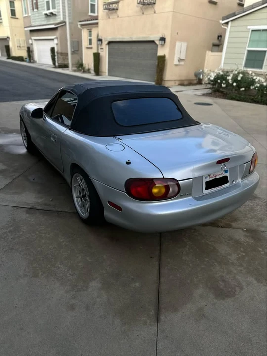 1999 Mazda NB MX-5 Miata - Image 4 of 20