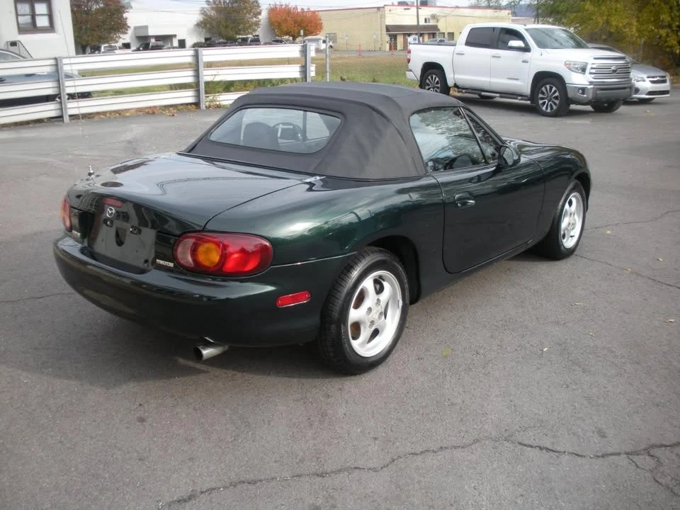 1999 Mazda NB MX-5 Miata - Image 2 of 15