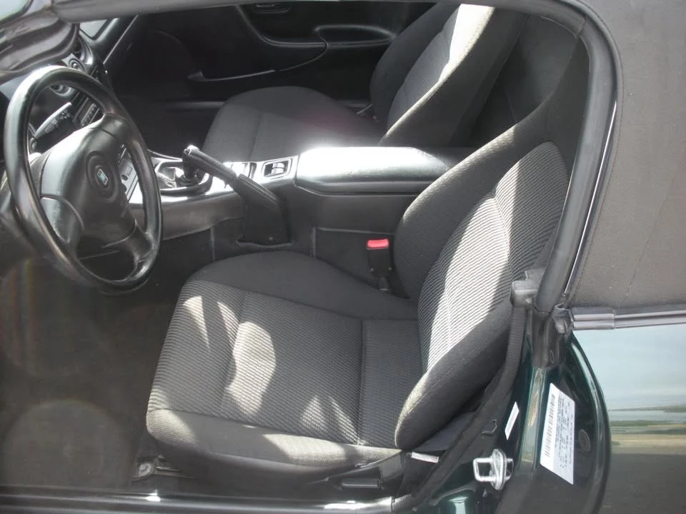 1999 Mazda NB MX-5 Miata - Image 8 of 15