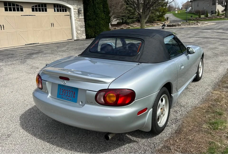 1999 Mazda NB MX-5 Miata - Image 2 of 10
