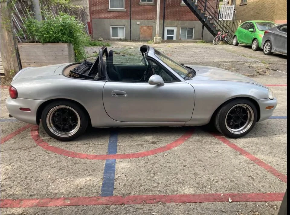 1999 Mazda NB MX-5 Miata - Image 4 of 18