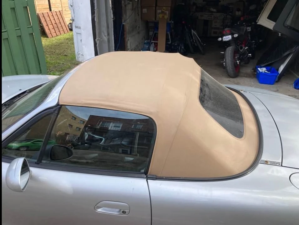 1999 Mazda NB MX-5 Miata - Image 14 of 18