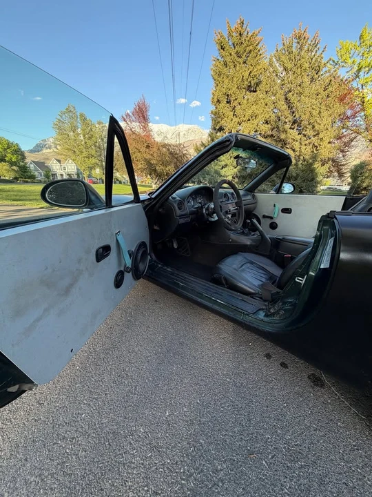 1999 Mazda NB MX-5 Miata - Image 12 of 19