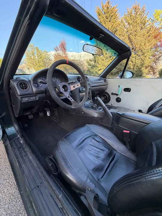 1999 Mazda NB MX-5 Miata - Image 13 of 19