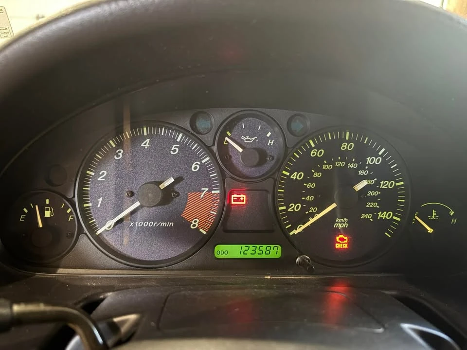 1999 Mazda NB MX-5 Miata - Image 10 of 13