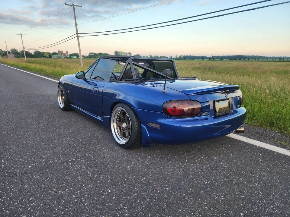 1999 Mazda NB MX-5 Miata - Image 8 of 10