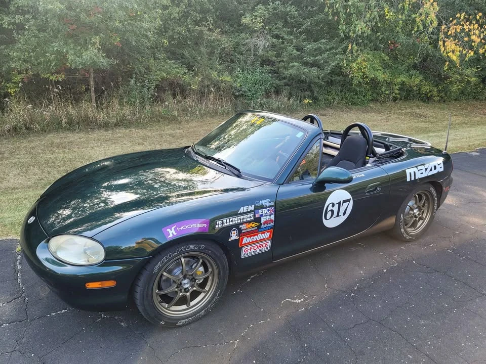 1999 Mazda NB MX-5 Miata - Image 16 of 20