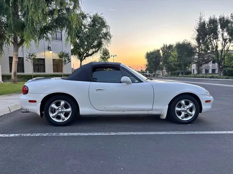 1999 Mazda MX-5 Miata
