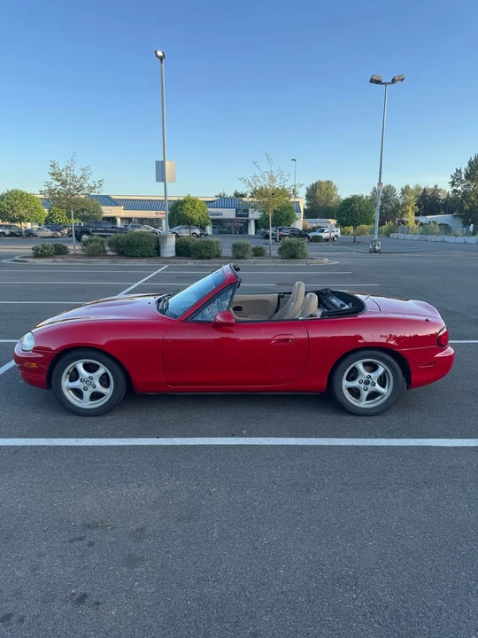 1999 Mazda NB MX-5 Miata - Image 6 of 12