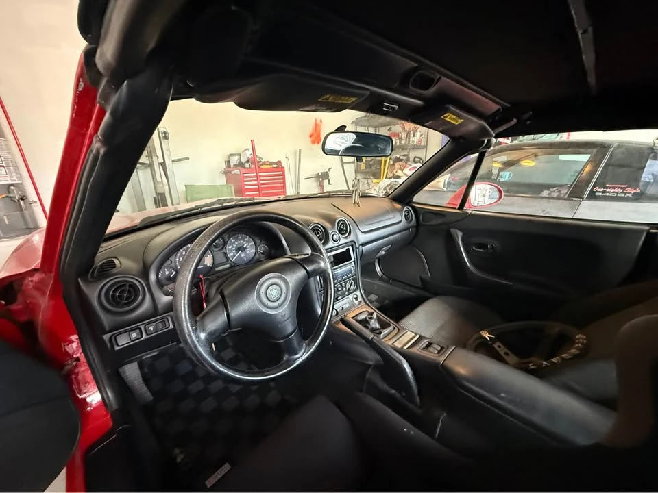 1999 Mazda NB MX-5 Miata - Image 9 of 10
