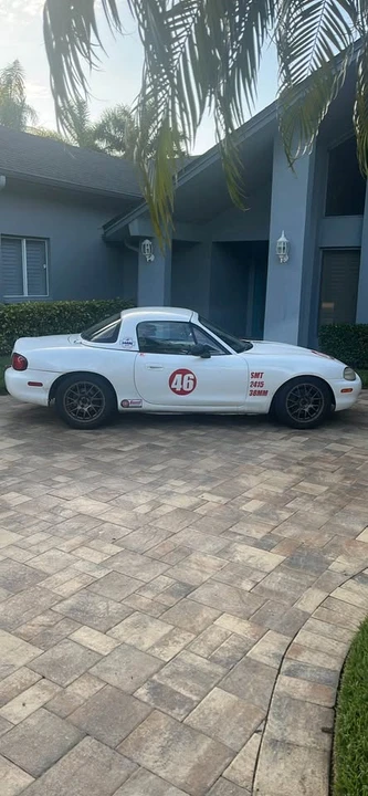 1999 Mazda NB MX-5 Miata - Image 2 of 7