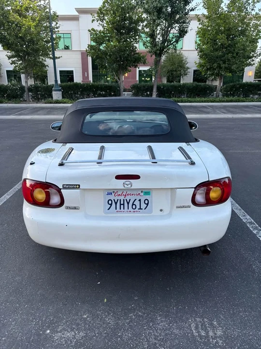 1999 Mazda NB MX-5 Miata - Image 3 of 16