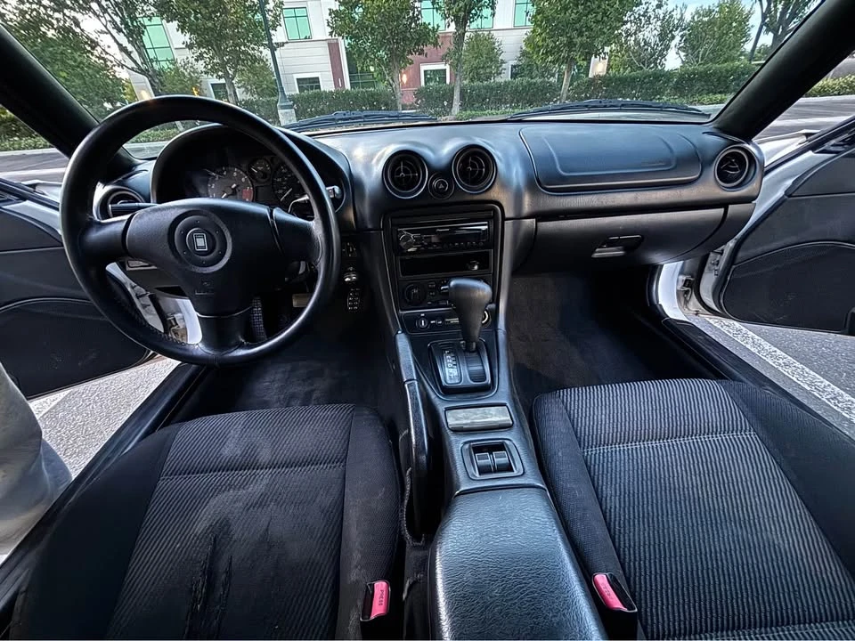 1999 Mazda NB MX-5 Miata - Image 13 of 16