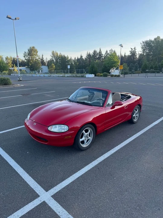 1999 Mazda NB MX-5 Miata - Image 7 of 12
