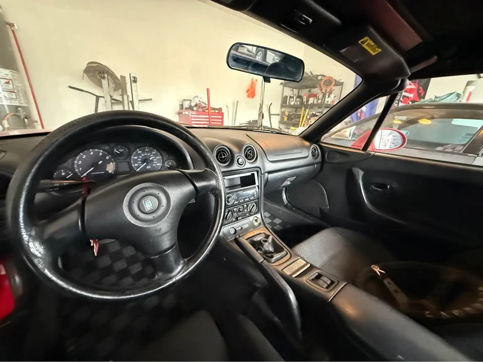 1999 Mazda NB MX-5 Miata - Image 7 of 10