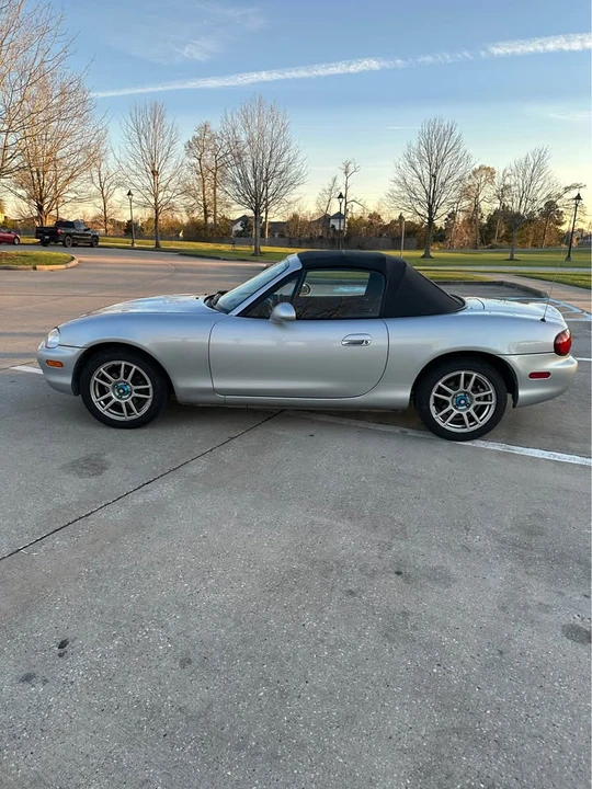 1999 Mazda NB MX-5 Miata - Image 6 of 16