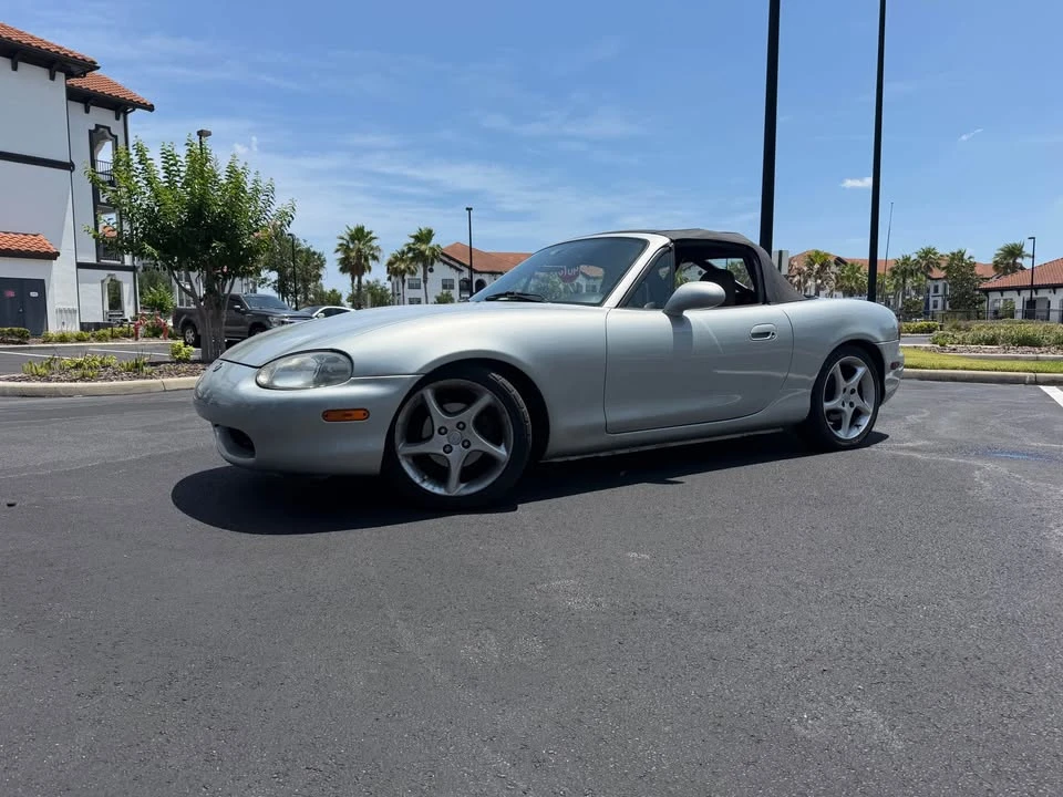 1999 Mazda NB MX-5 Miata - Image 6 of 20