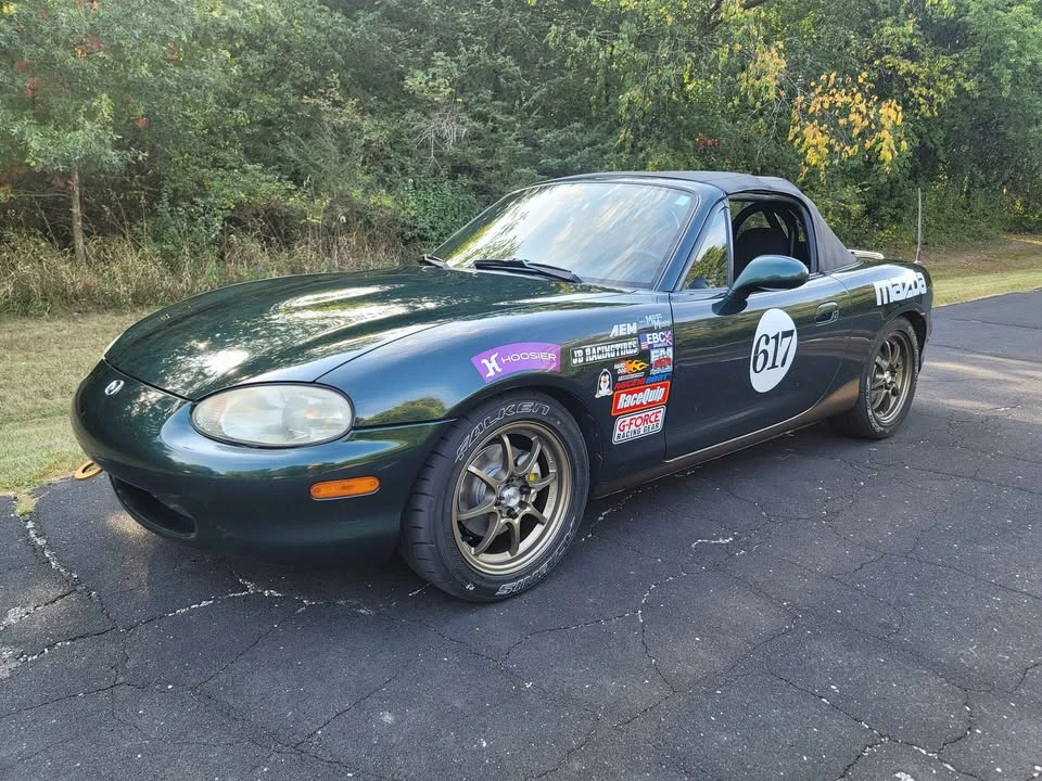 1999 Mazda NB MX-5 Miata - Image 2 of 20