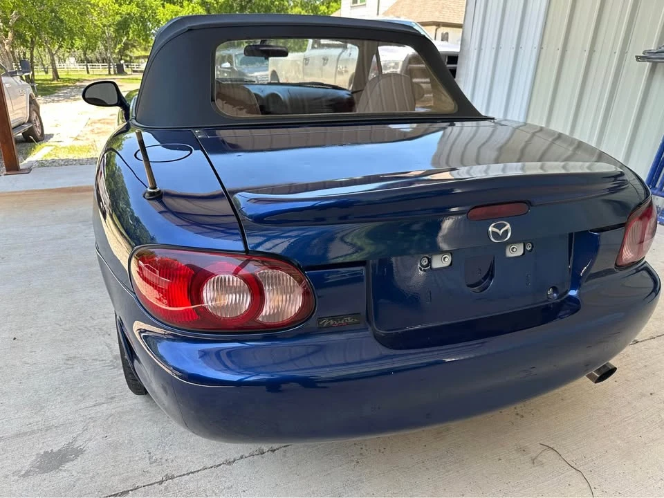 1999 Mazda NB MX-5 Miata - Image 4 of 12