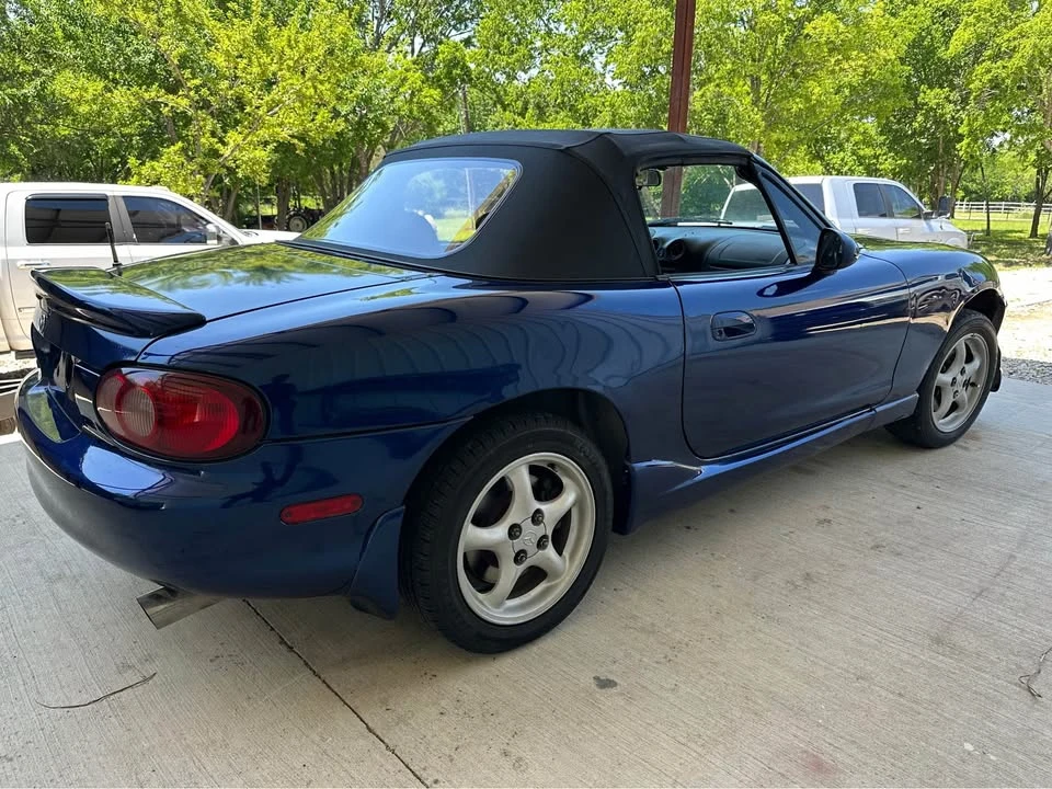 1999 Mazda NB MX-5 Miata - Image 8 of 12