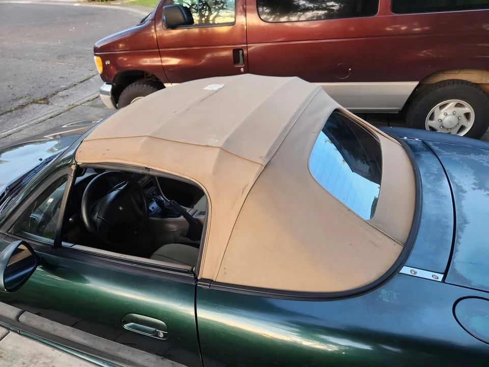 1999 Mazda NB MX-5 Miata - Image 9 of 12