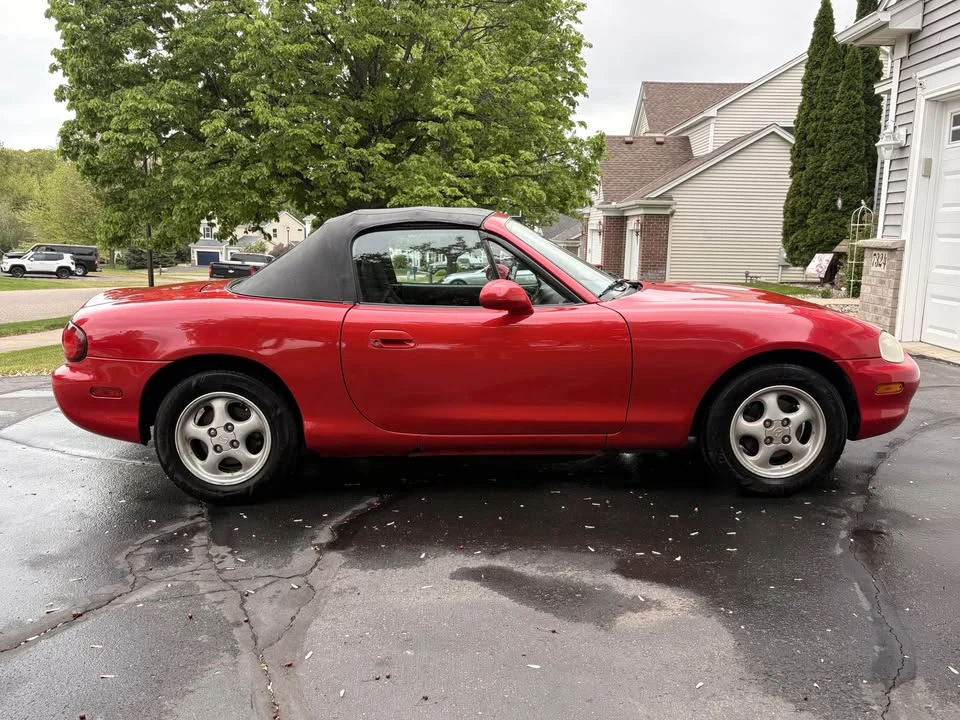 1999 Mazda NB MX-5 Miata - Image 4 of 15