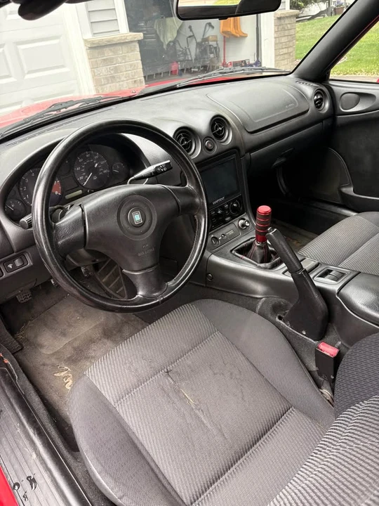 1999 Mazda NB MX-5 Miata - Image 8 of 15