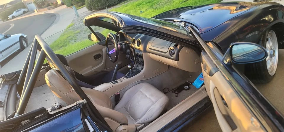1999 Mazda NB MX-5 Miata - Image 10 of 12