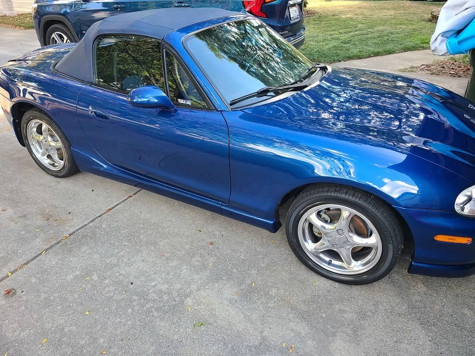 1999 Mazda NB MX-5 Miata - Image 5 of 6