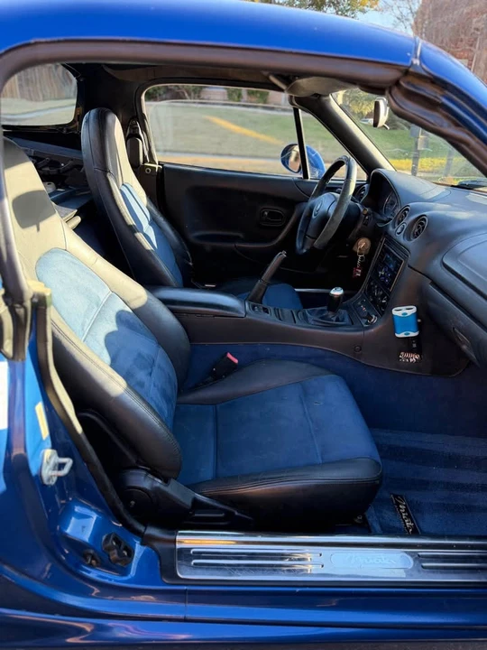 1999 Mazda NB MX-5 Miata - Image 8 of 12