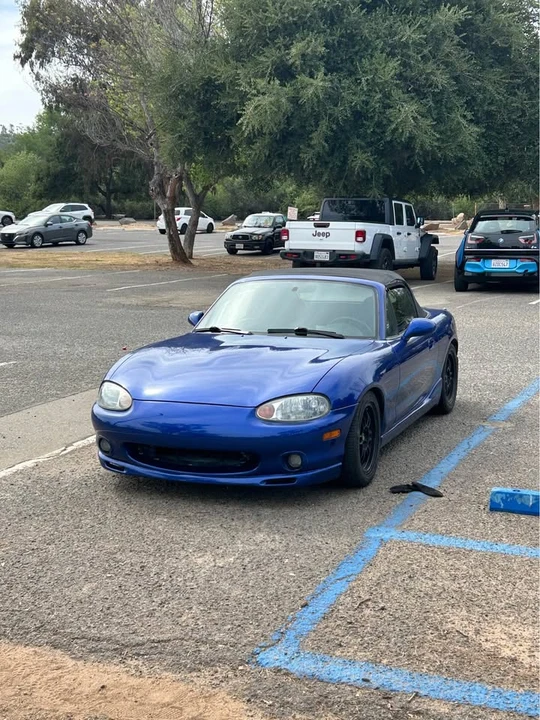 1999 Mazda NB MX-5 Miata - Image 2 of 10
