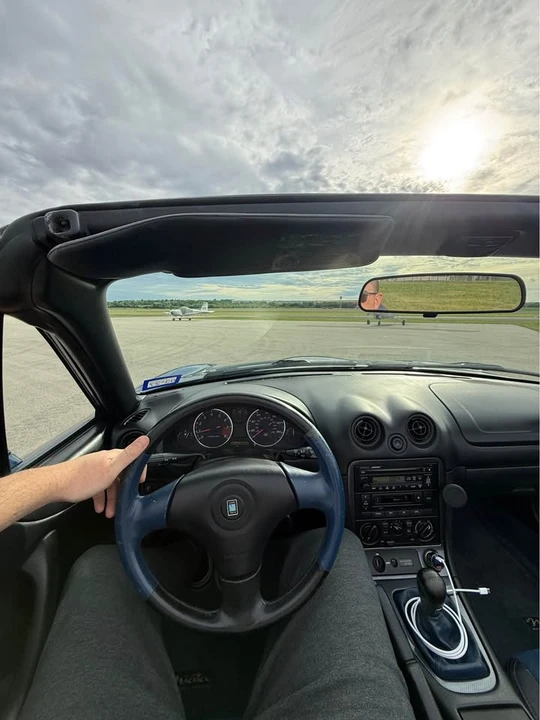 1999 Mazda NB MX-5 Miata - Image 4 of 9