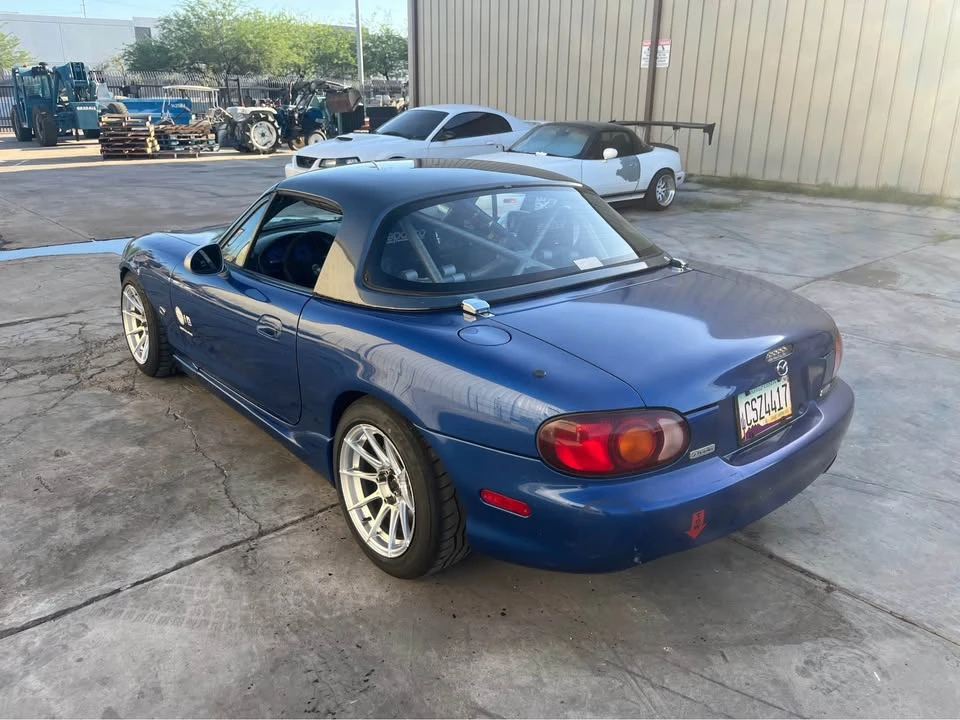 1999 Mazda NB MX-5 Miata - Image 4 of 10
