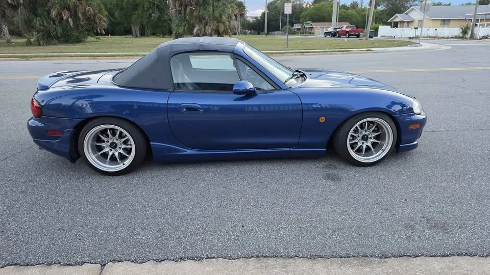 1999 Mazda NB MX-5 Miata - Image 9 of 20