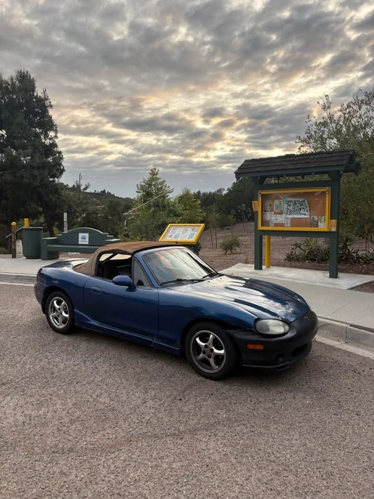 1999 Mazda NB MX-5 Miata - Image 11 of 12