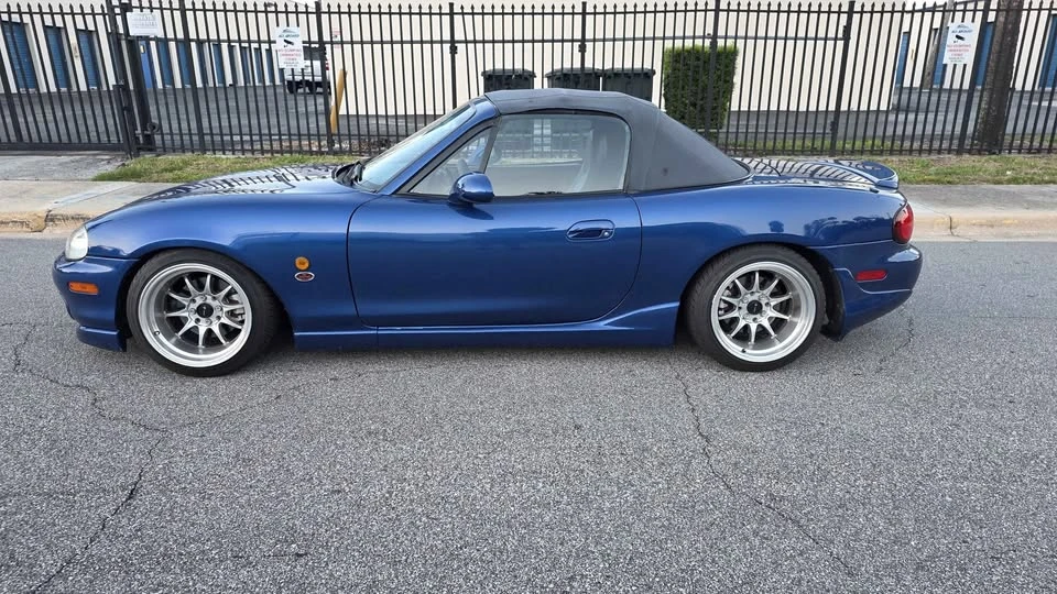 1999 Mazda NB MX-5 Miata - Image 19 of 20