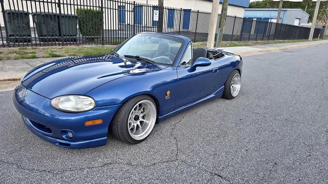 1999 Mazda MX-5 Miata 10th Anniversary Convertible