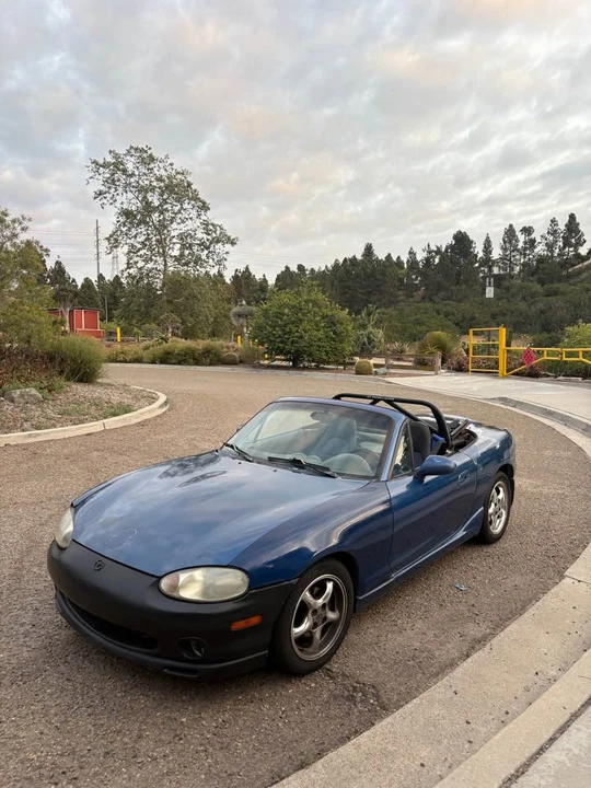 1999 Mazda NB MX-5 Miata - Image 3 of 12