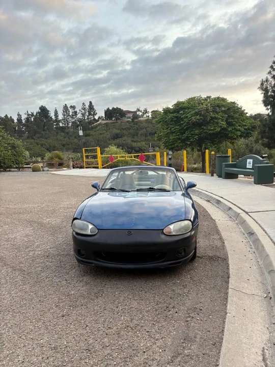 1999 Mazda NB MX-5 Miata - Image 4 of 12