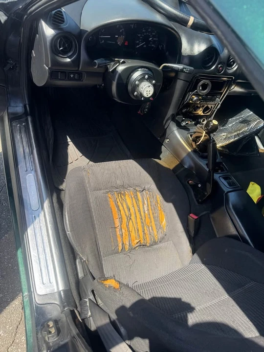 1999 Mazda NB MX-5 Miata - Image 5 of 9