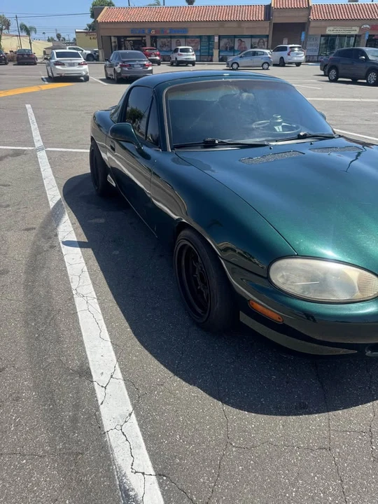 1999 Mazda NB MX-5 Miata - Image 2 of 9