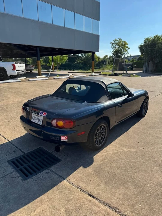 1999 Mazda NB MX-5 Miata - Image 4 of 19