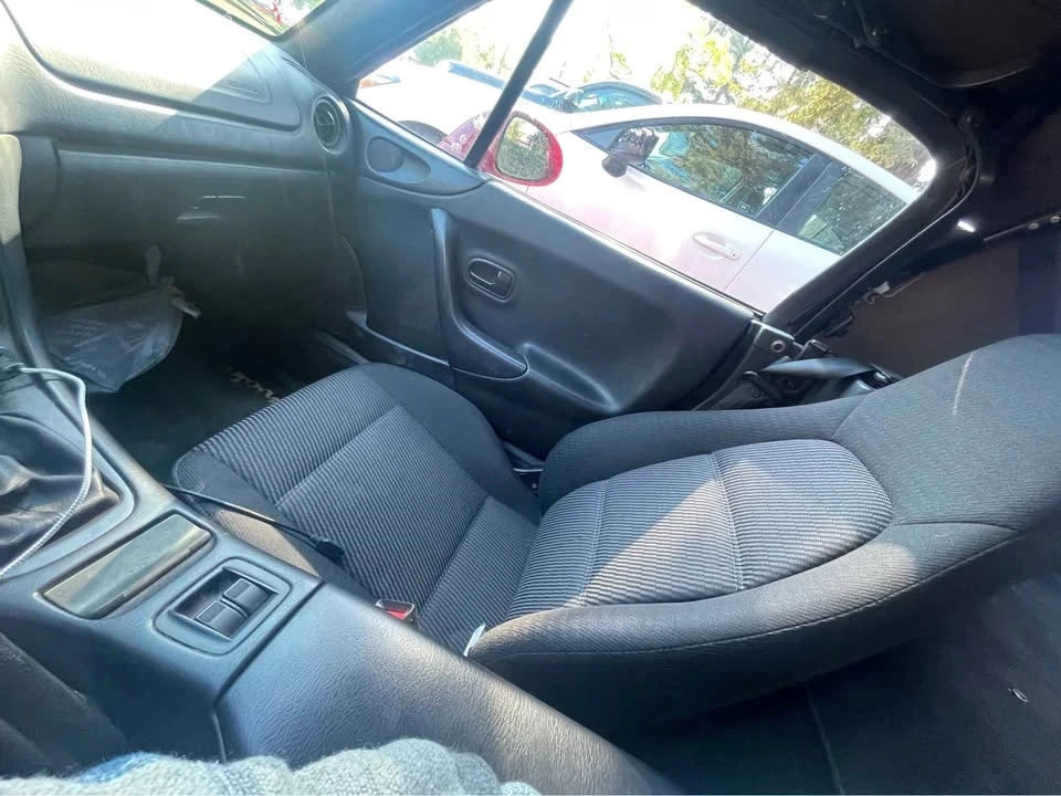 1999 Mazda NB MX-5 Miata - Image 6 of 8