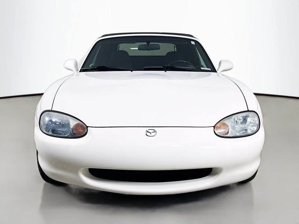 1999 Mazda NB MX-5 Miata - Image 2 of 16