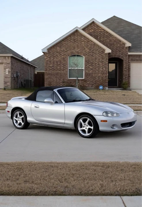1999 Mazda NB MX-5 Miata - Image 8 of 11