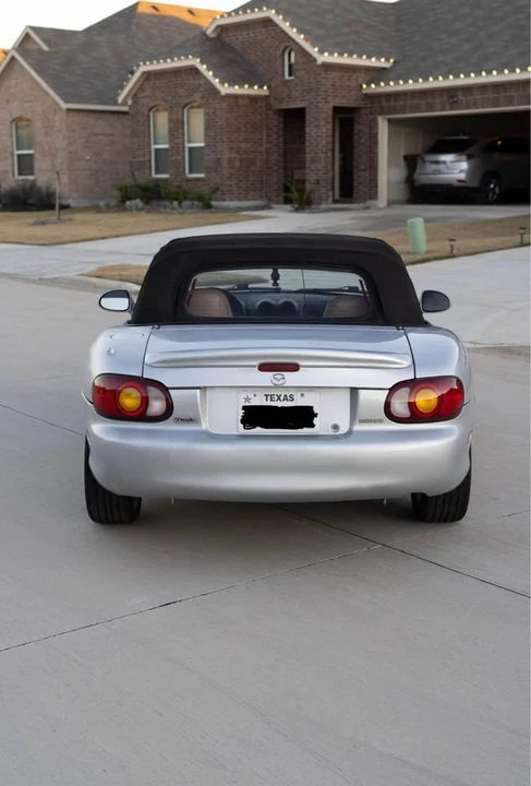 1999 Mazda NB MX-5 Miata - Image 5 of 11