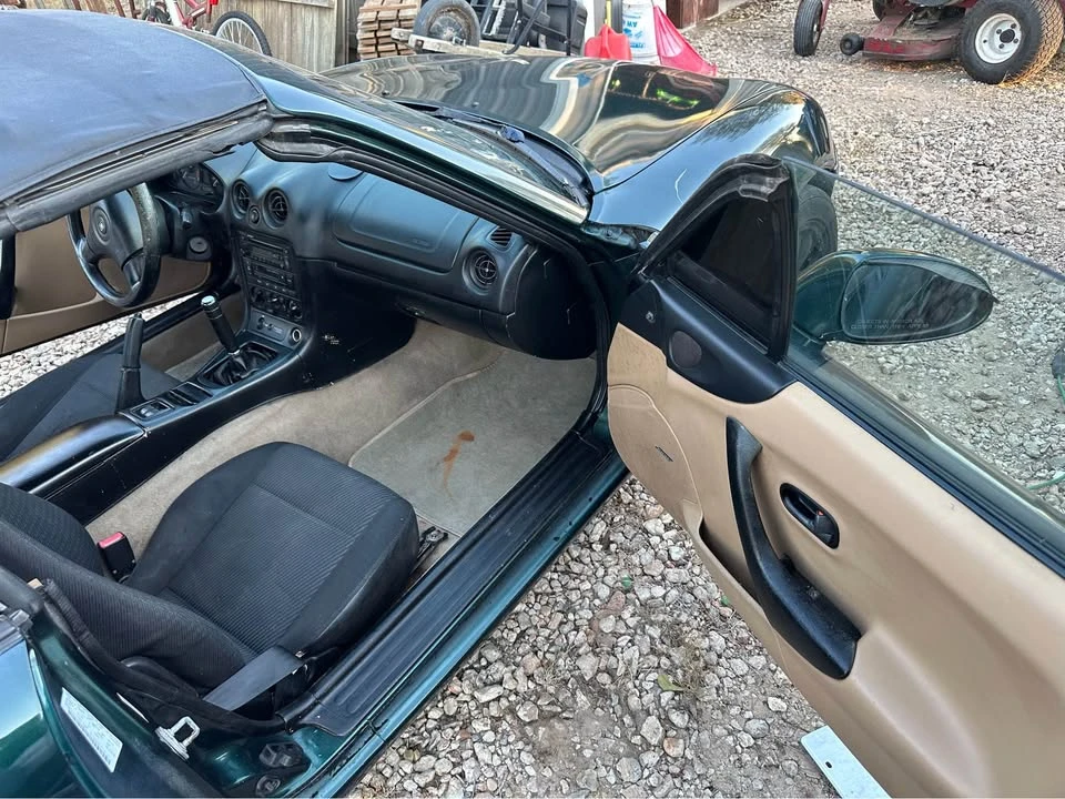 1999 Mazda NB MX-5 Miata - Image 5 of 9
