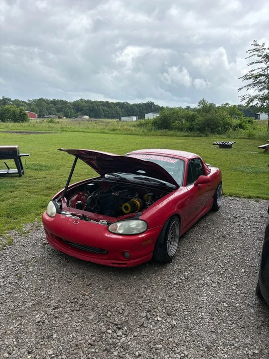 1999 Mazda NB MX-5 Miata - Image 10 of 11