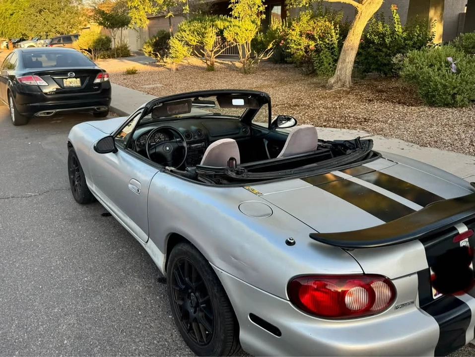 1999 Mazda NB MX-5 Miata - Image 7 of 9